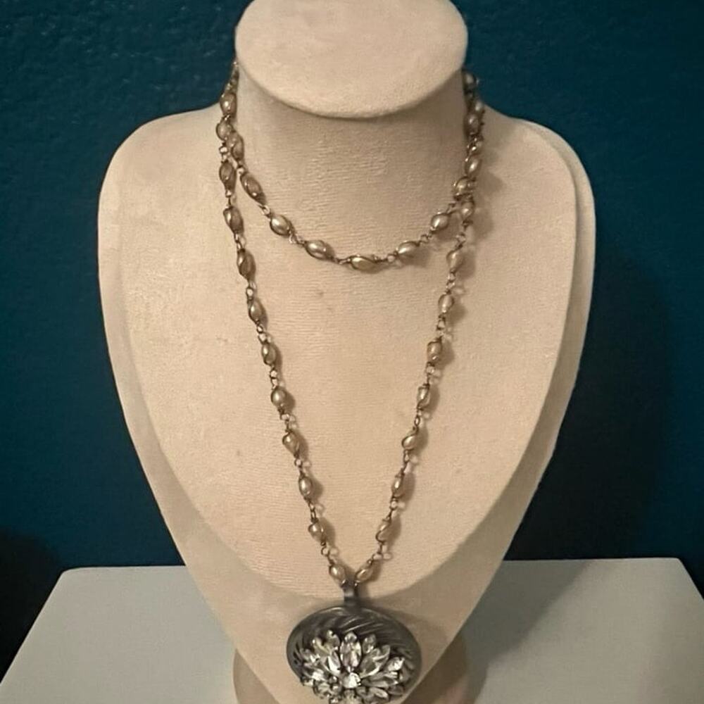 Bling Pearl Fashion Necklace Crystal Round Pendant Silver Vintage Look